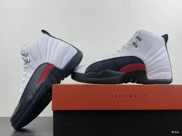 Boostmaster lin 12 Red Jordan CT8013-162 Air Taxi 0520